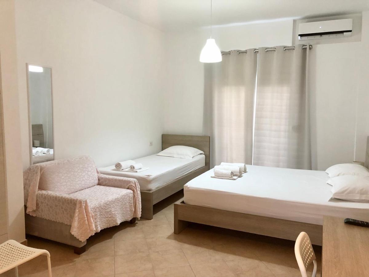 Vila Gjoni Sarandë 外观 照片