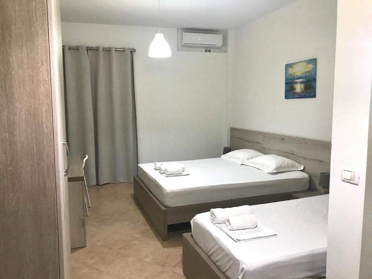Vila Gjoni Sarandë 外观 照片