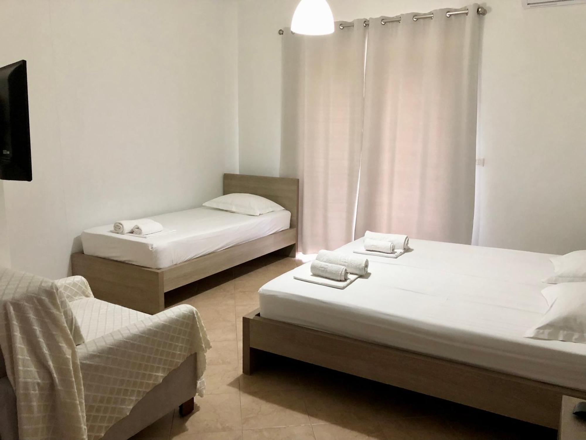 Vila Gjoni Sarandë 外观 照片