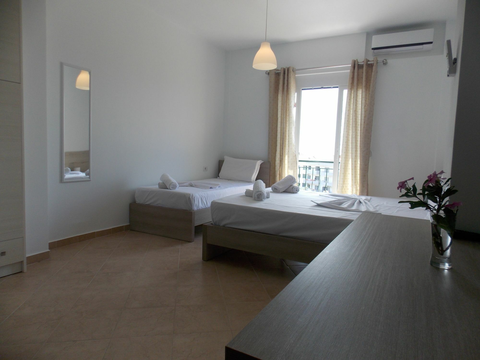 Vila Gjoni Sarandë 外观 照片