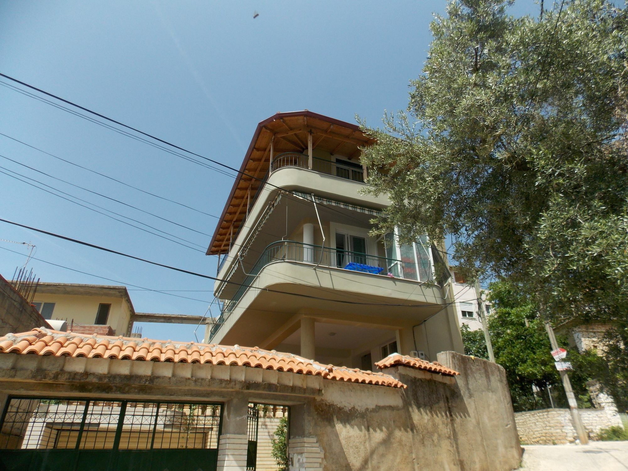 Vila Gjoni Sarandë 外观 照片